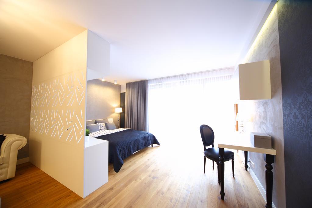Old Town Friendhouse Apartments Krakow Ngoại thất bức ảnh