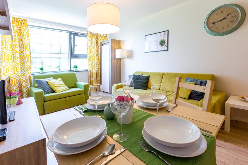 Old Town Friendhouse Apartments Krakow Ngoại thất bức ảnh