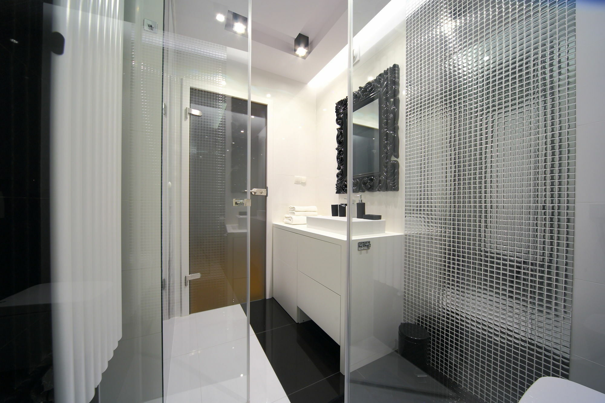Old Town Friendhouse Apartments Krakow Ngoại thất bức ảnh
