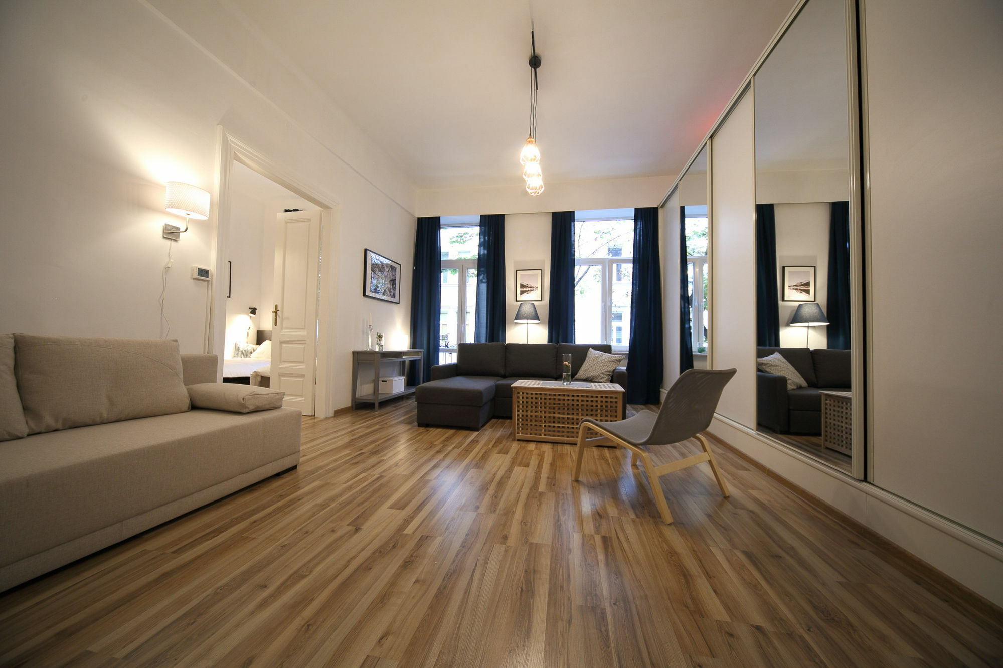 Old Town Friendhouse Apartments Krakow Ngoại thất bức ảnh